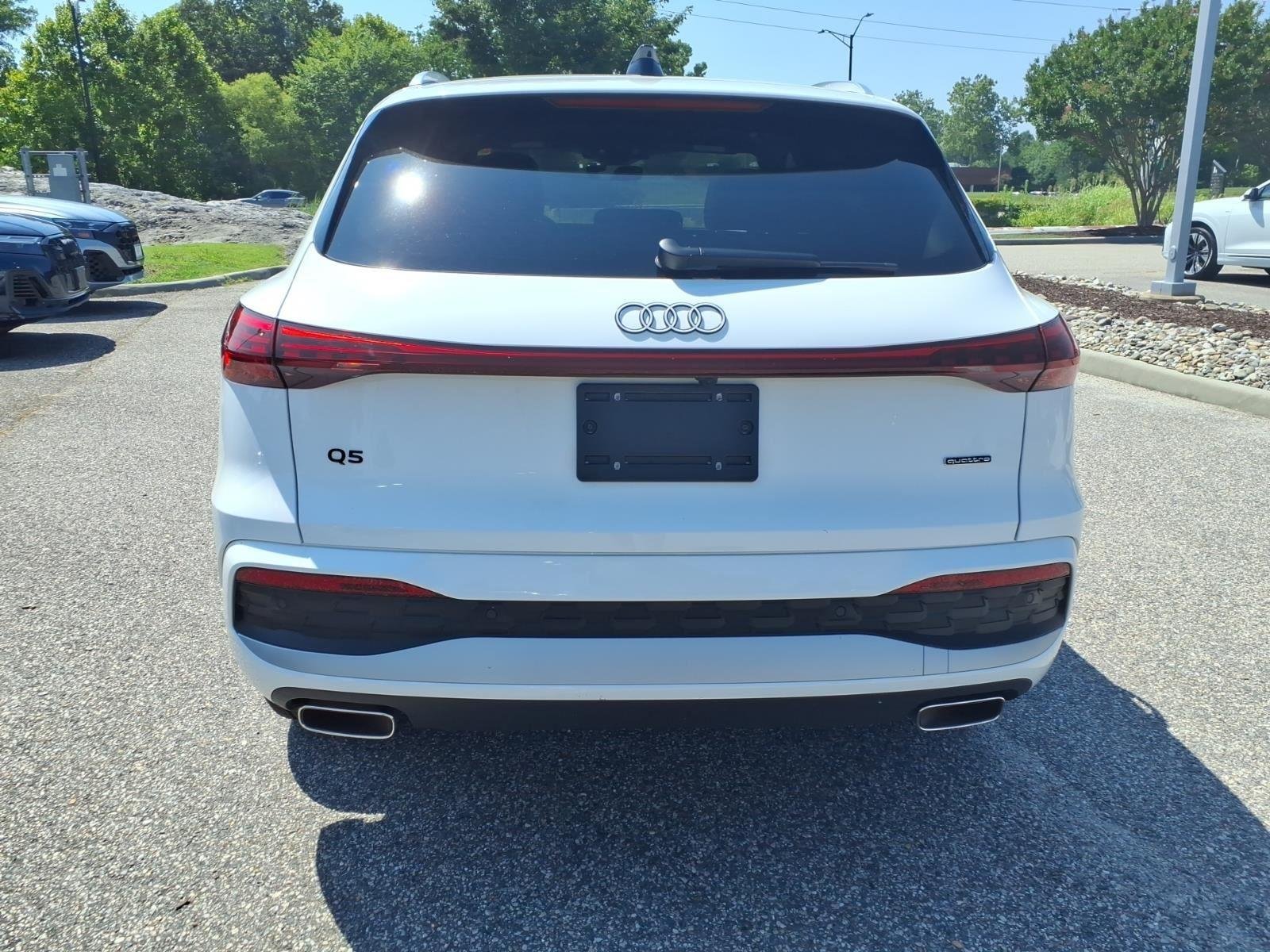 Used 2025 Arkona White Audi Premium image 7