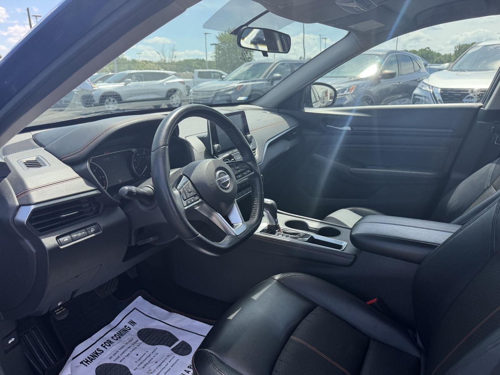 Used 2019 Deep Blue Pearl Nissan 2.5 SR image 13