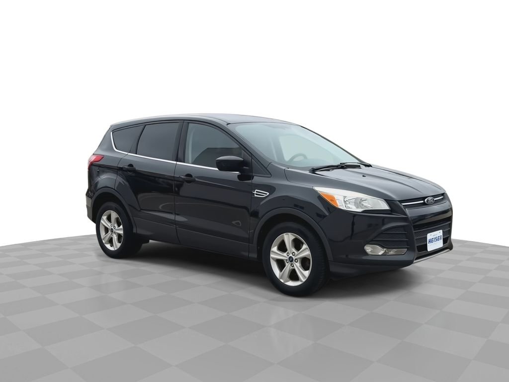 Used 2014 Ford Escape SE with VIN 1FMCU0GX2EUD08125 for sale in West Bend, WI