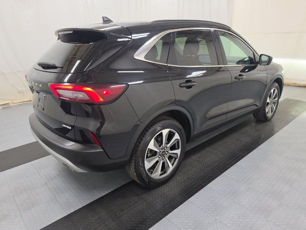 Used 2024 Black Ford Platinum image 4