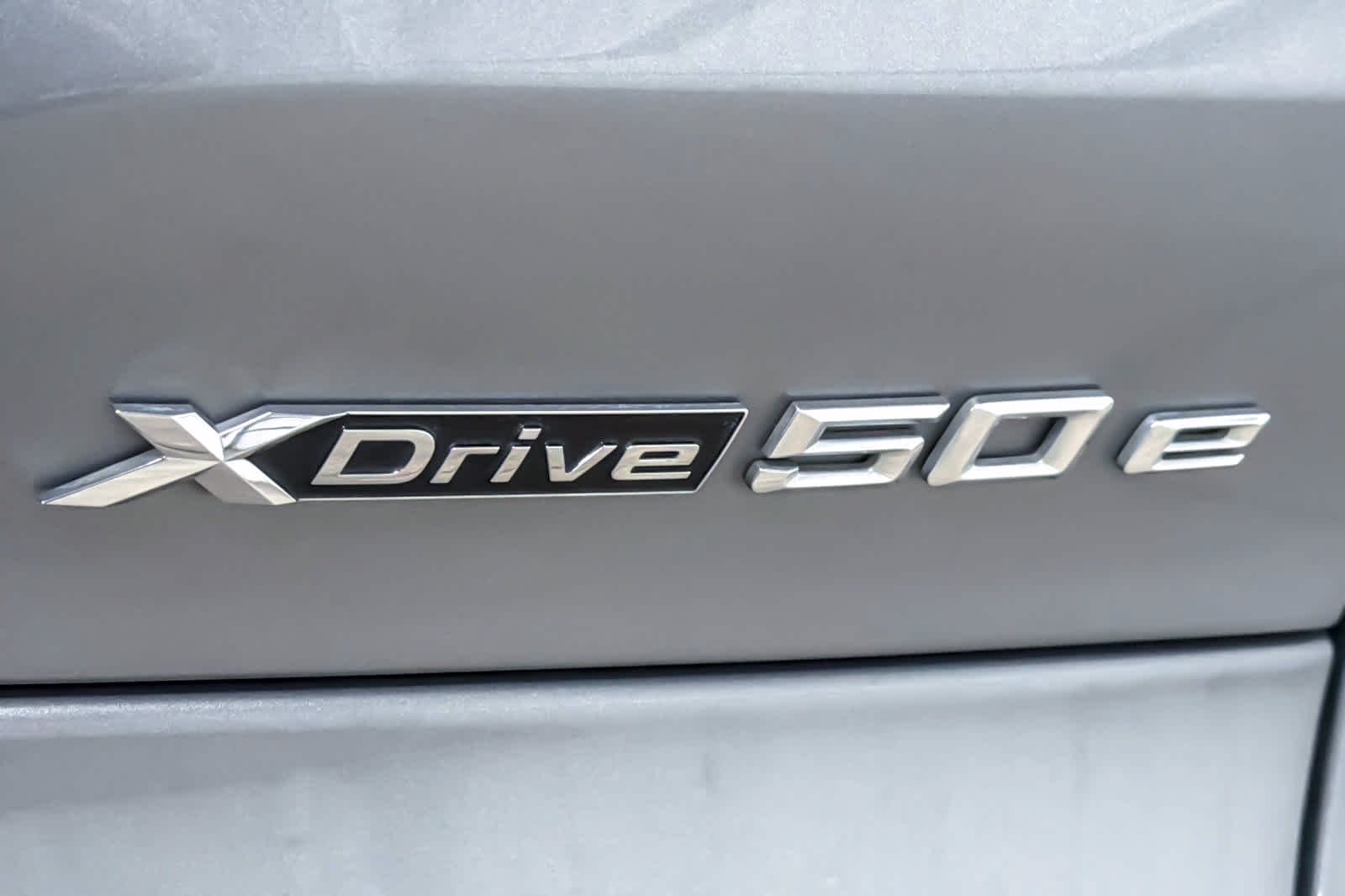 Used 2024 Skyscraper Grey Metallic BMW xDrive50e image 28