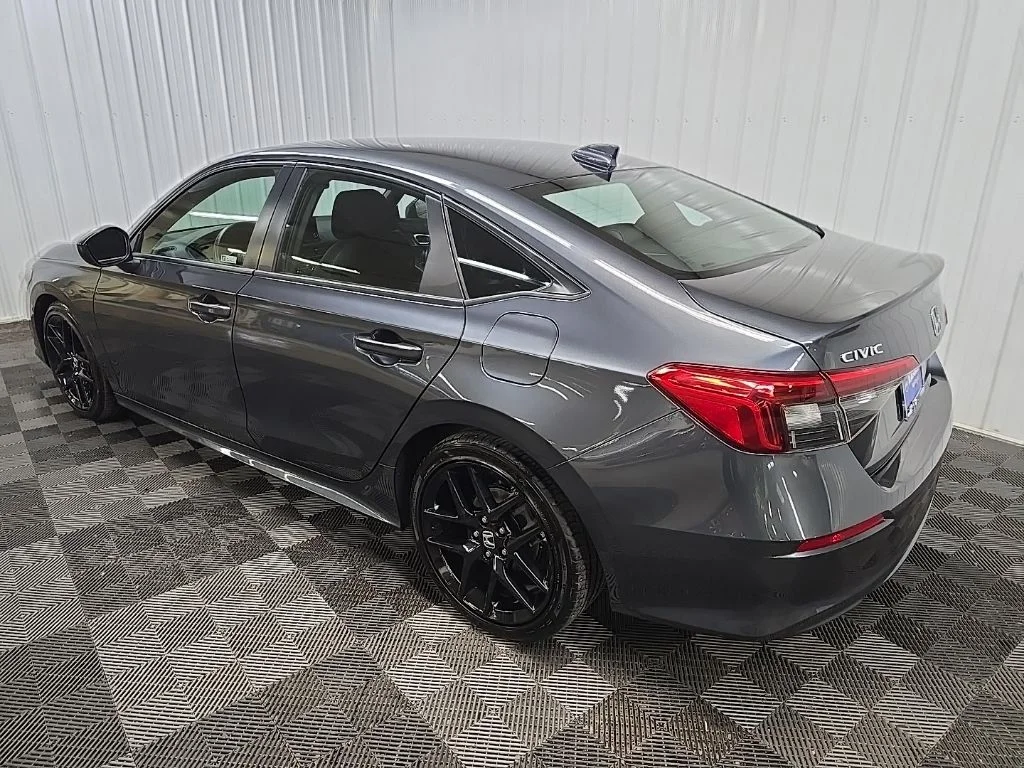 Used 2023 Meteorite Gray Metallic Honda Sport image 9