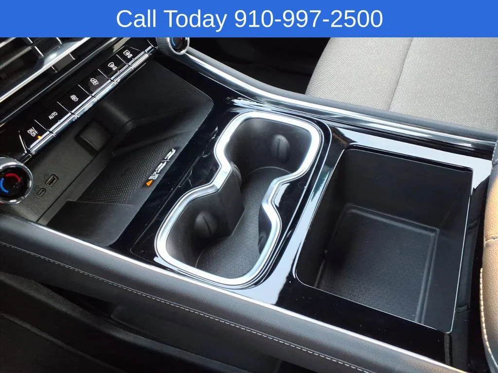 Used 2026 Summit White Chevrolet LT image 18