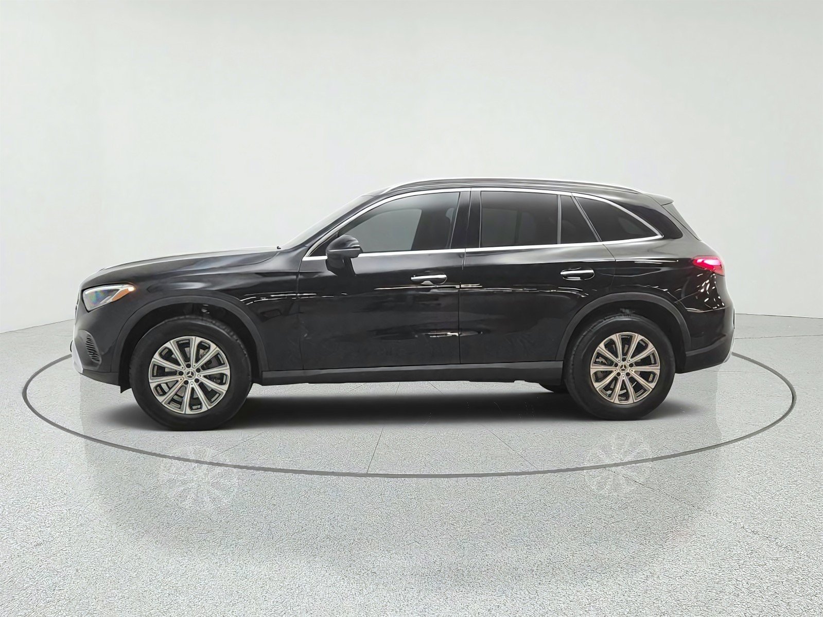 Certified Used 2026 Black Mercedes-Benz GLC 300 SUV image 8