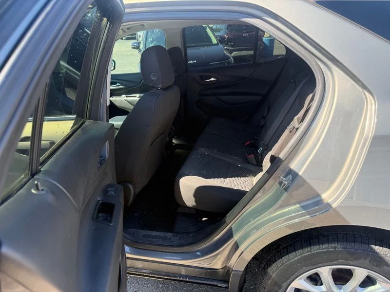 Used 2018 Gray Chevrolet LT image 9