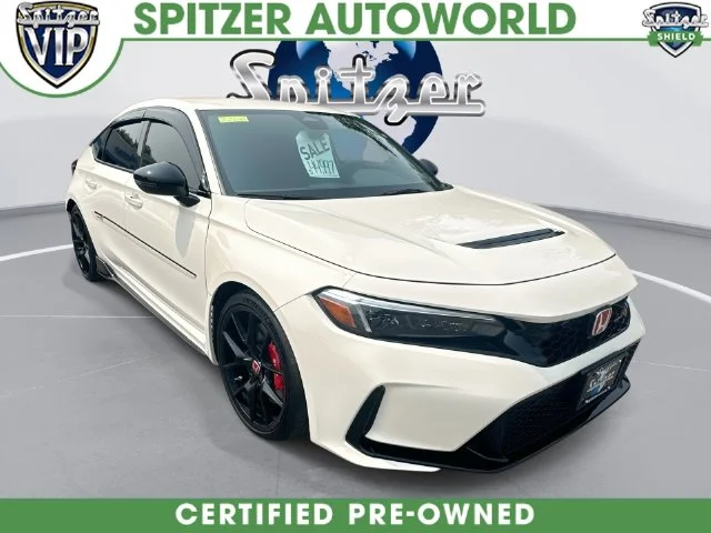 Used 2024 White Honda  image 1