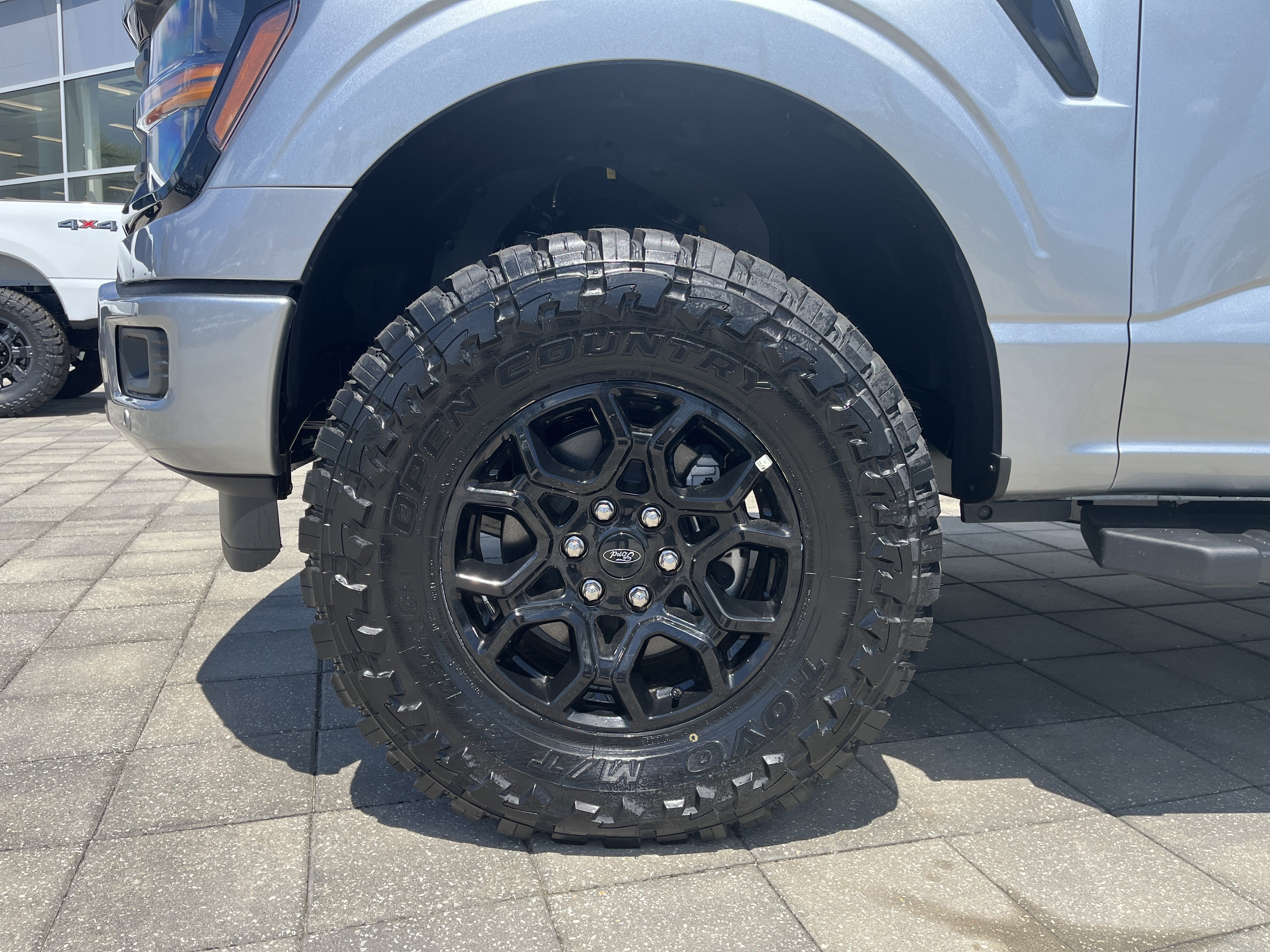 New 2026 Iconic Silver Metallic Ford XLT image 10