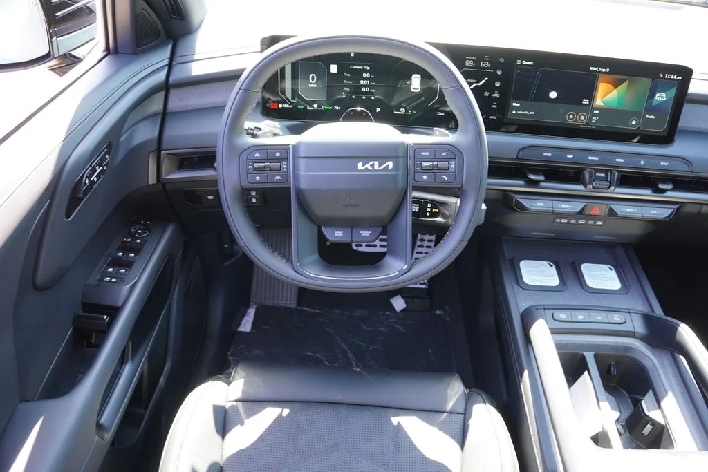 New 2027 Black Jade Green Kia X-LINE SX image 15