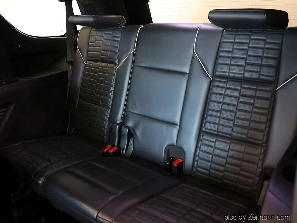 Used 2021 BLACK RAVEN Cadillac Sport Platinum image 12