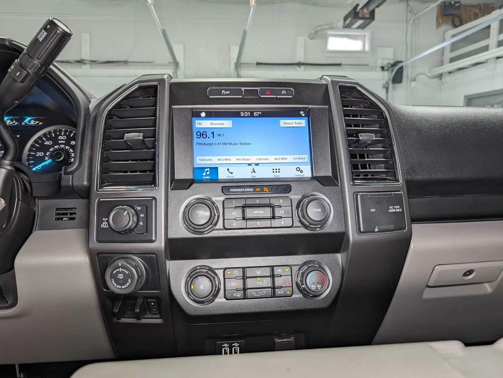 Used 2019 Magnetic Ford XLT image 32