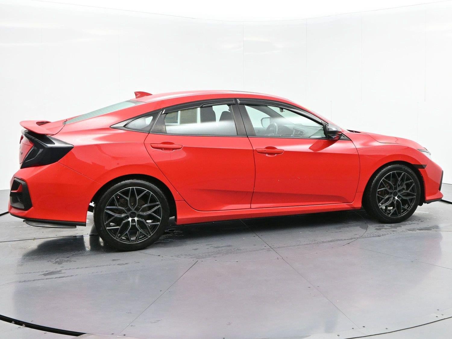 Used 2020 Rallye Red Honda SI image 8