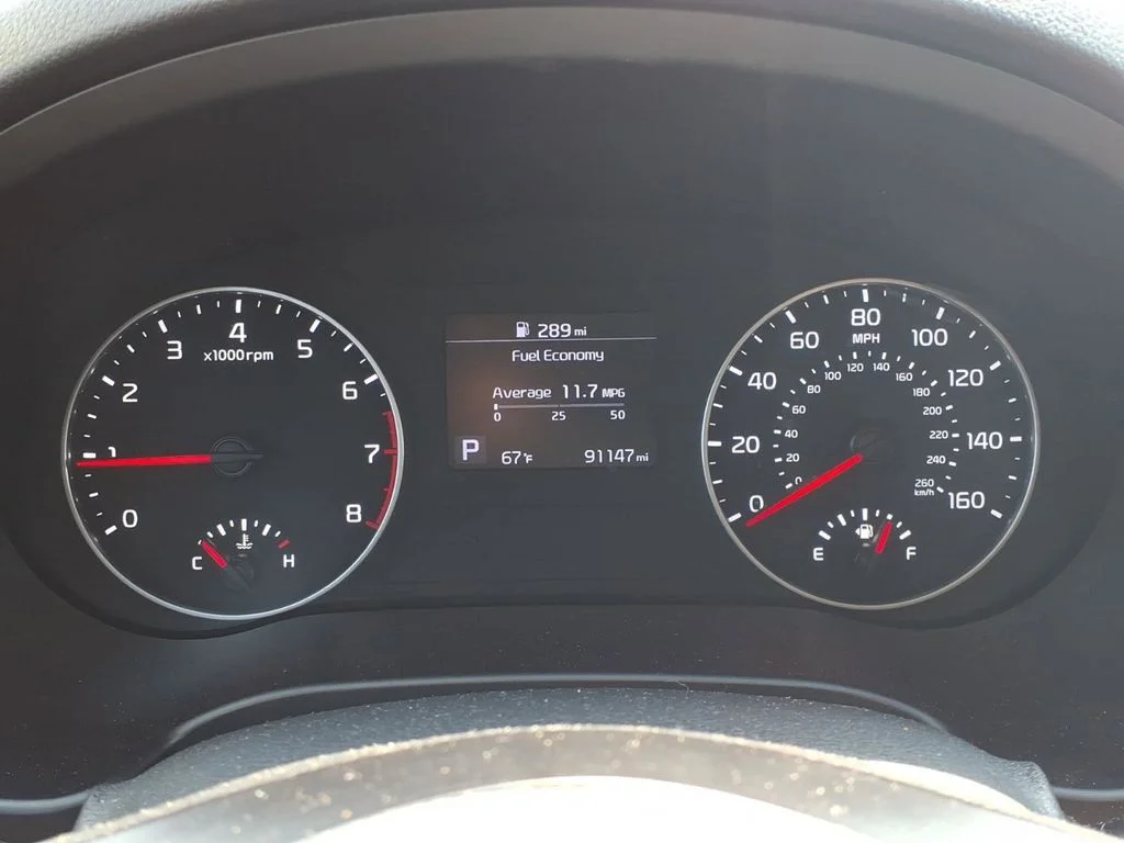 Used 2022 Gray Kia LX image 45