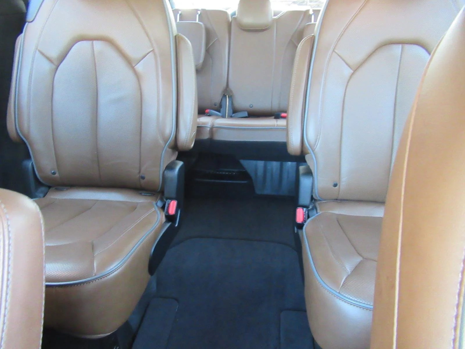 Certified Used 2021 Red Chrysler Limited image 40