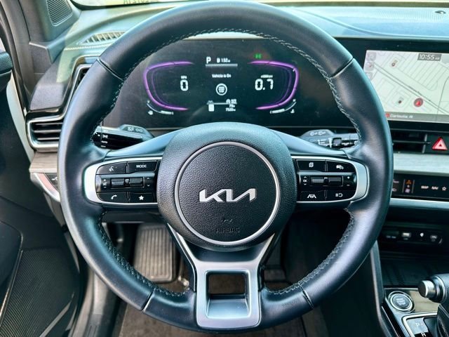 Used 2024 White Kia X-Line image 32