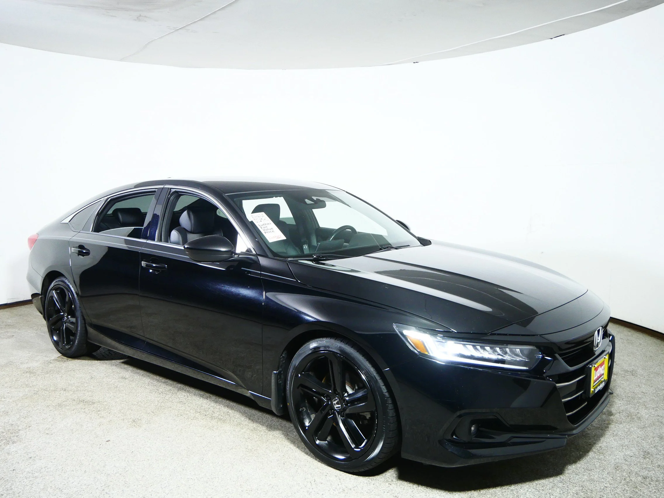 Used 2022 Crystal Black Pearl Honda Sport image 1