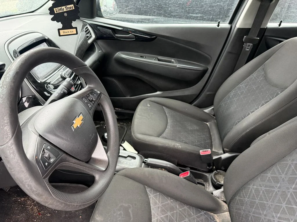 Used 2021 Gray Chevrolet 1LT image 11