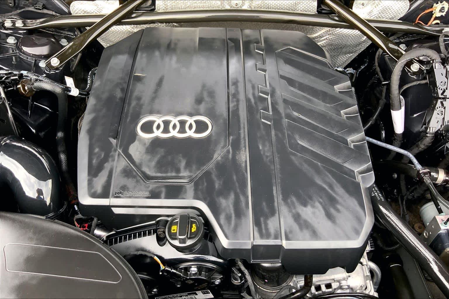 Used 2022 Mythos Black Metallic Audi S line Premium image 32