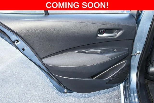 Used 2023  Toyota LE image 17