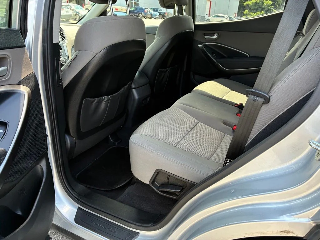 Used 2017 Silver Hyundai 2.4 Base image 46