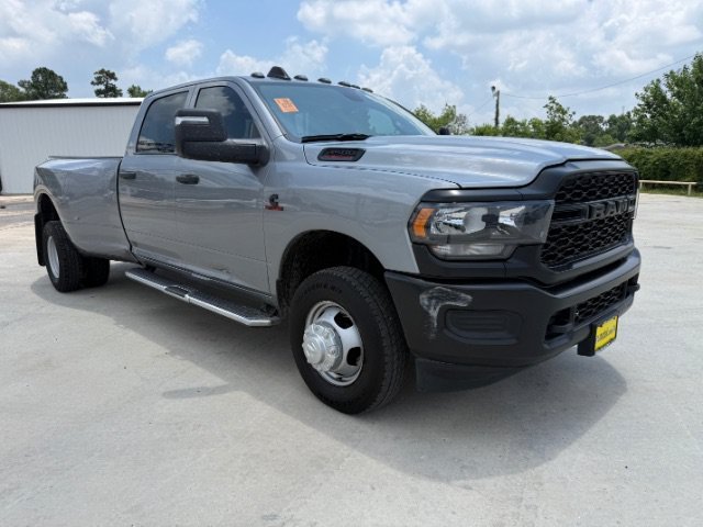 Used 2024 Billet Silver Metallic Clearcoat Ram Tradesman image 7