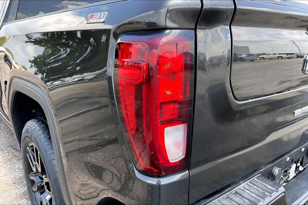 Used 2021 Brown GMC Elevation image 20