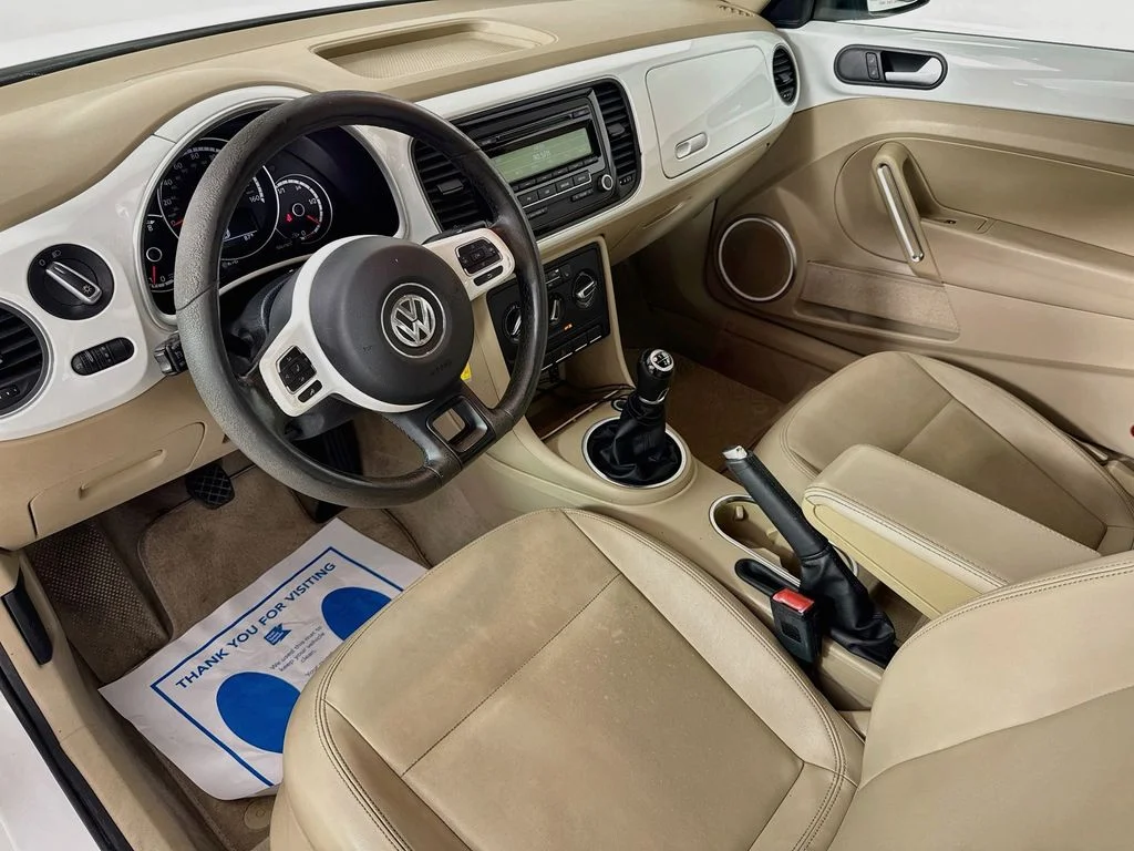 Used 2014 White Volkswagen 1.8T image 10