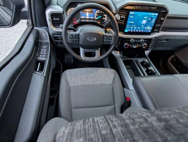 2023 Ford F-150 XLT - Photo 35