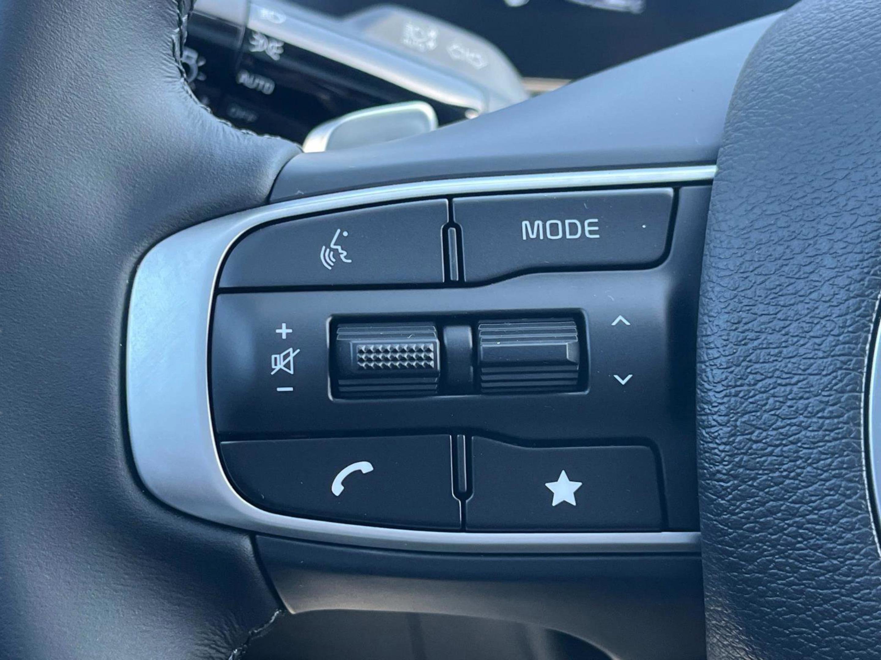 2025 Kia Sportage X-Line - Photo 27