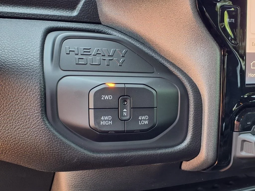 2025 RAM 2500 Tradesman - Photo 11