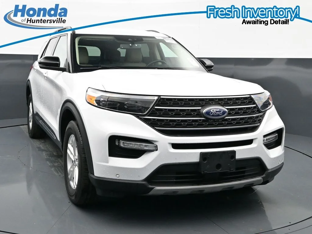 2023 Ford Explorer XLT 4WD's photo