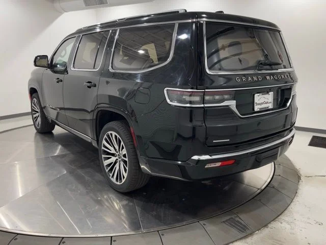 Used 2022 Black Jeep Series III image 4