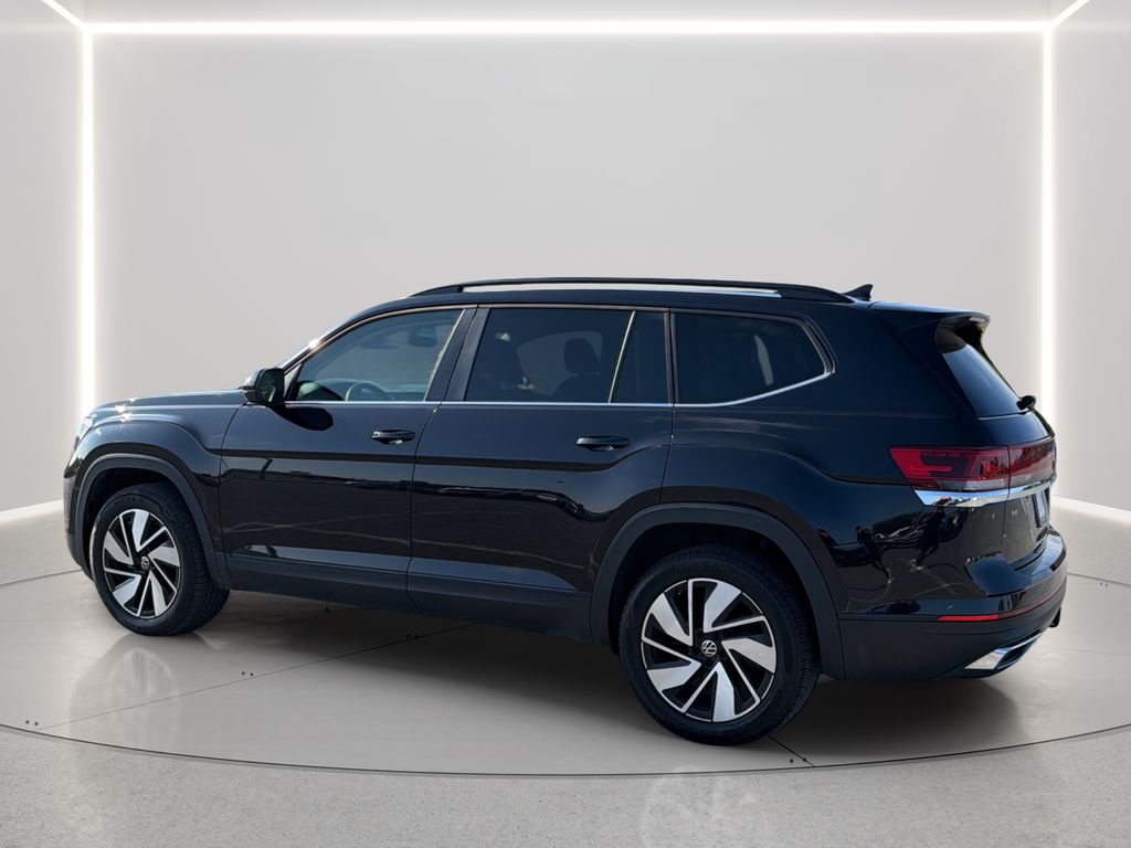 Used 2025 Deep Black Pearl Volkswagen 2.0T SE w/Technology image 14