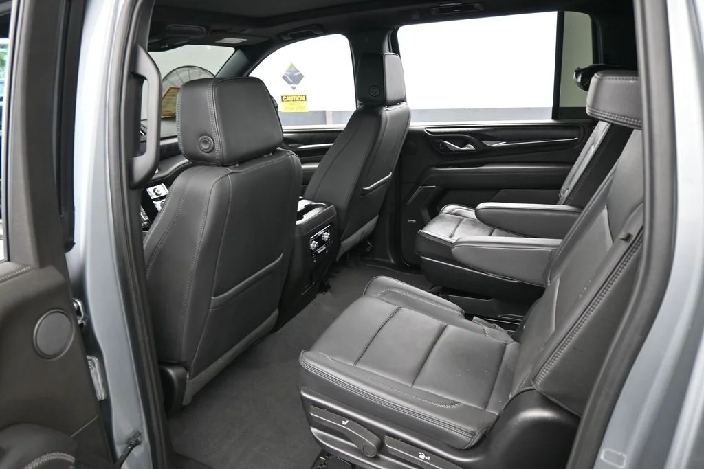 Used 2024 Sterling Metallic GMC Denali image 44