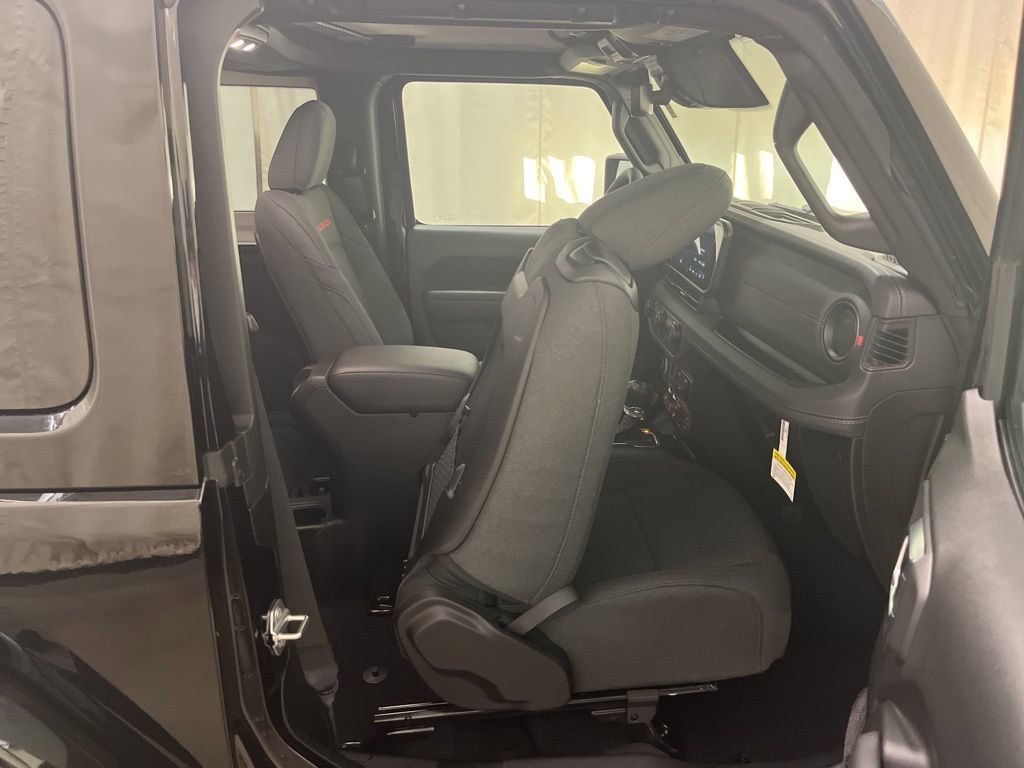 New 2026 Black Clearcoat Jeep Rubicon image 22