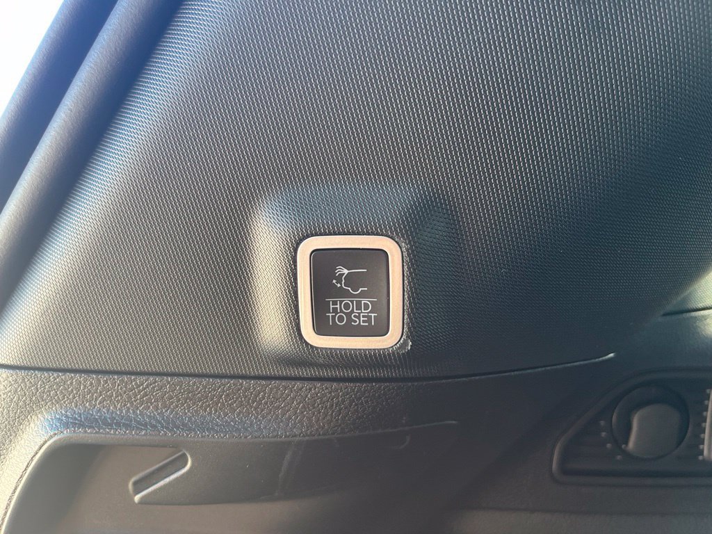Used 2024 Gray Metallic Jeep Limited image 8