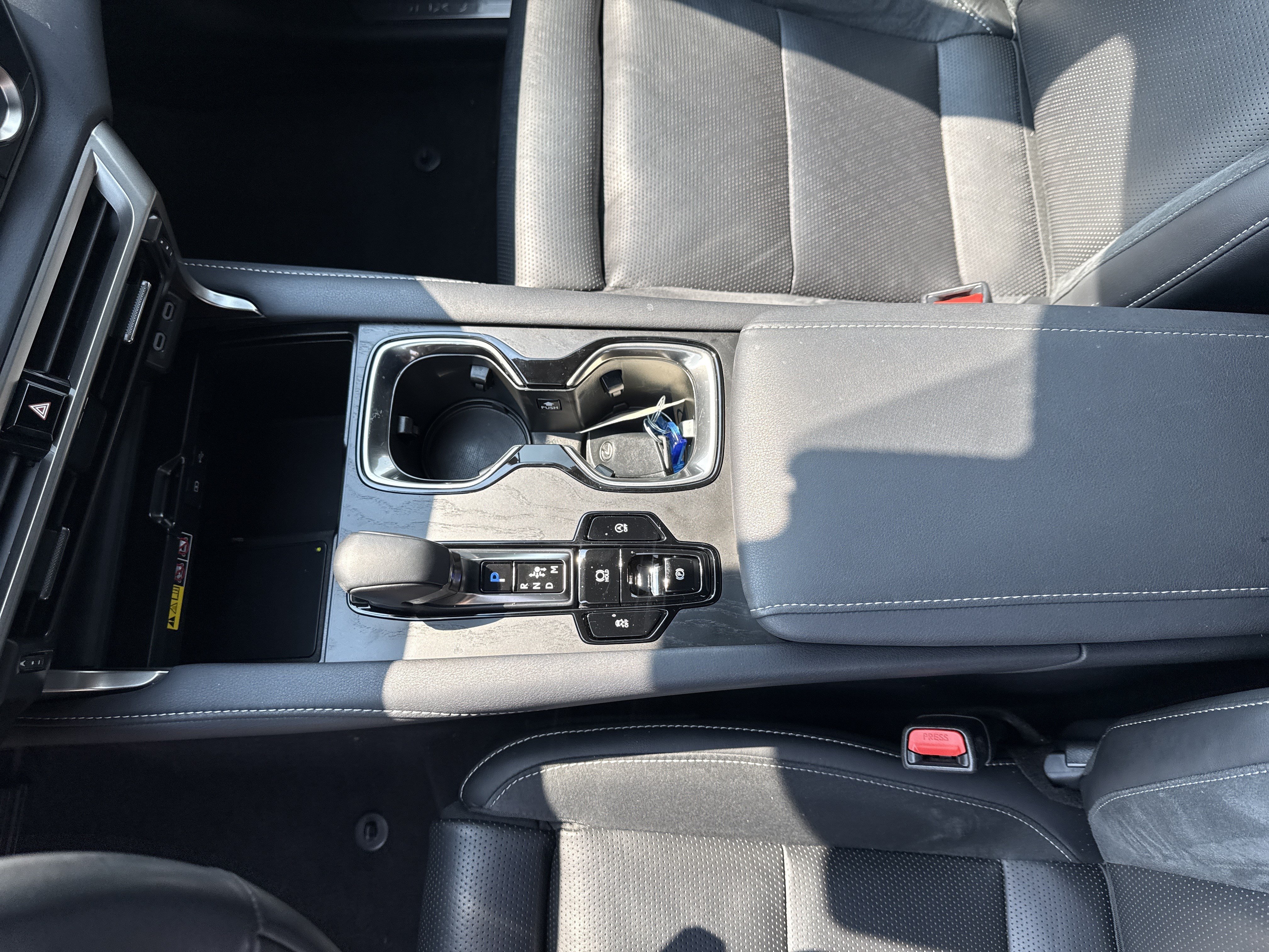 Used 2023 Black Lexus RX 350 Premium image 29