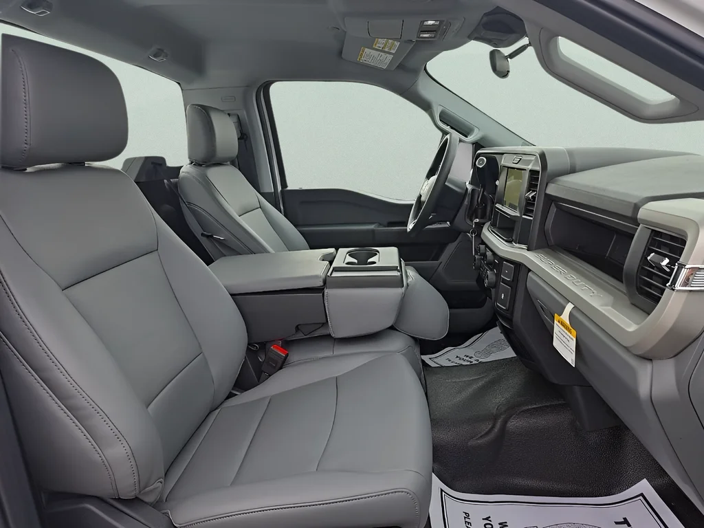 New 2026 Oxford White Ford F-250® XL image 20
