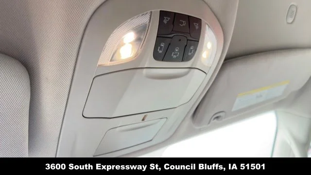 Used 2023 White Chrysler Touring L image 22