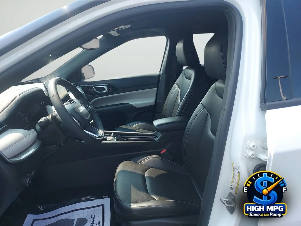 2025 Jeep Compass Limited - Photo 31