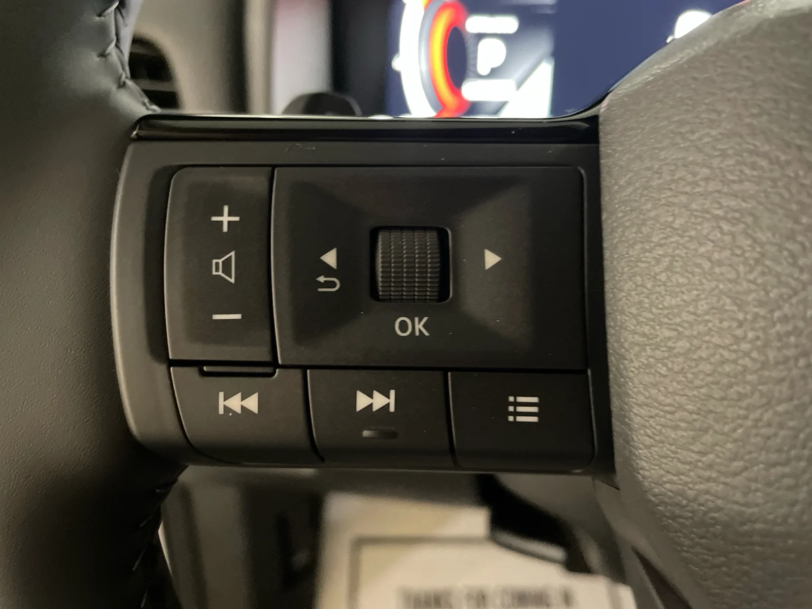 New 2026 Everest White Pearl/Super Black Nissan Platinum image 16