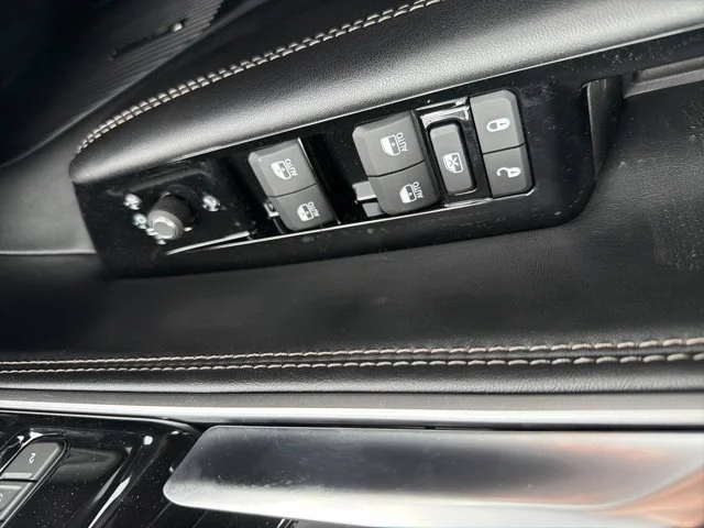 New 2026 White Jeep Limited Altitude image 23