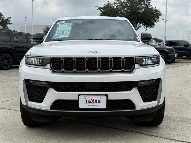 New 2026 Bright White Clear-Coat Exterior Paint Jeep Limited image 6
