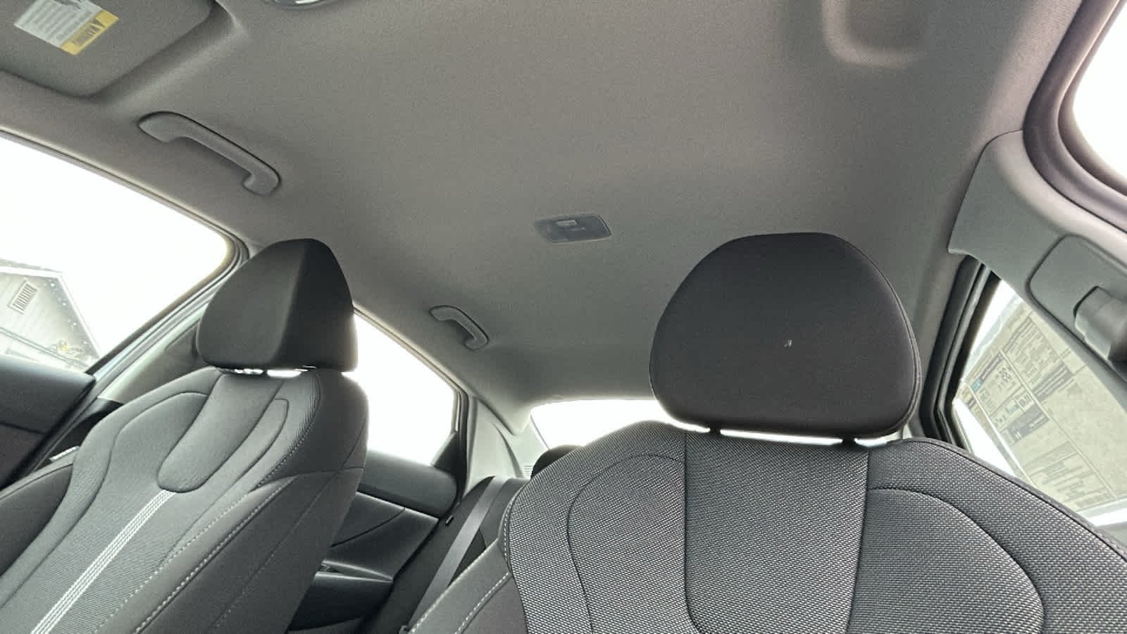 New 2026 Serenity White Hyundai SE image 11