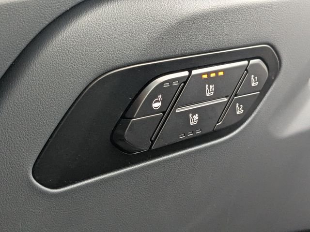 New 2027 Glacial White Pearl Kia X-LINE SX image 30