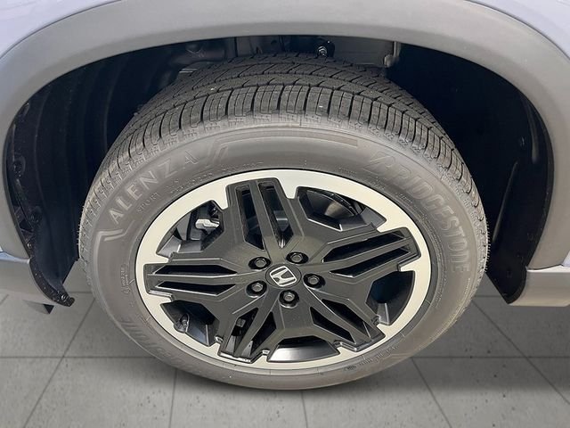 New 2026 Sonic Gray Pearl Honda Touring image 11