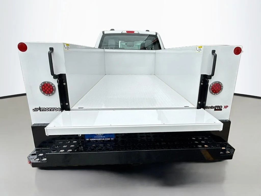 New 2026 Oxford White Ford XL image 23