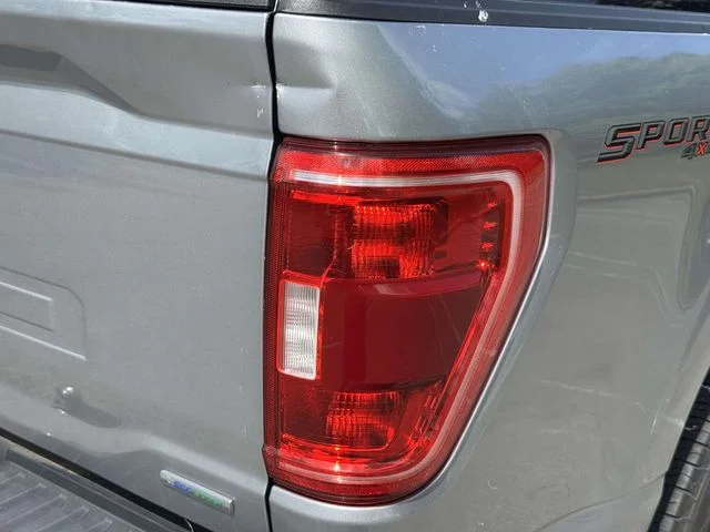 Used 2023 Silver Ford XLT image 13