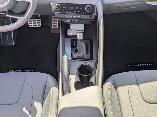 New 2026 White Hyundai SEL Sport image 18