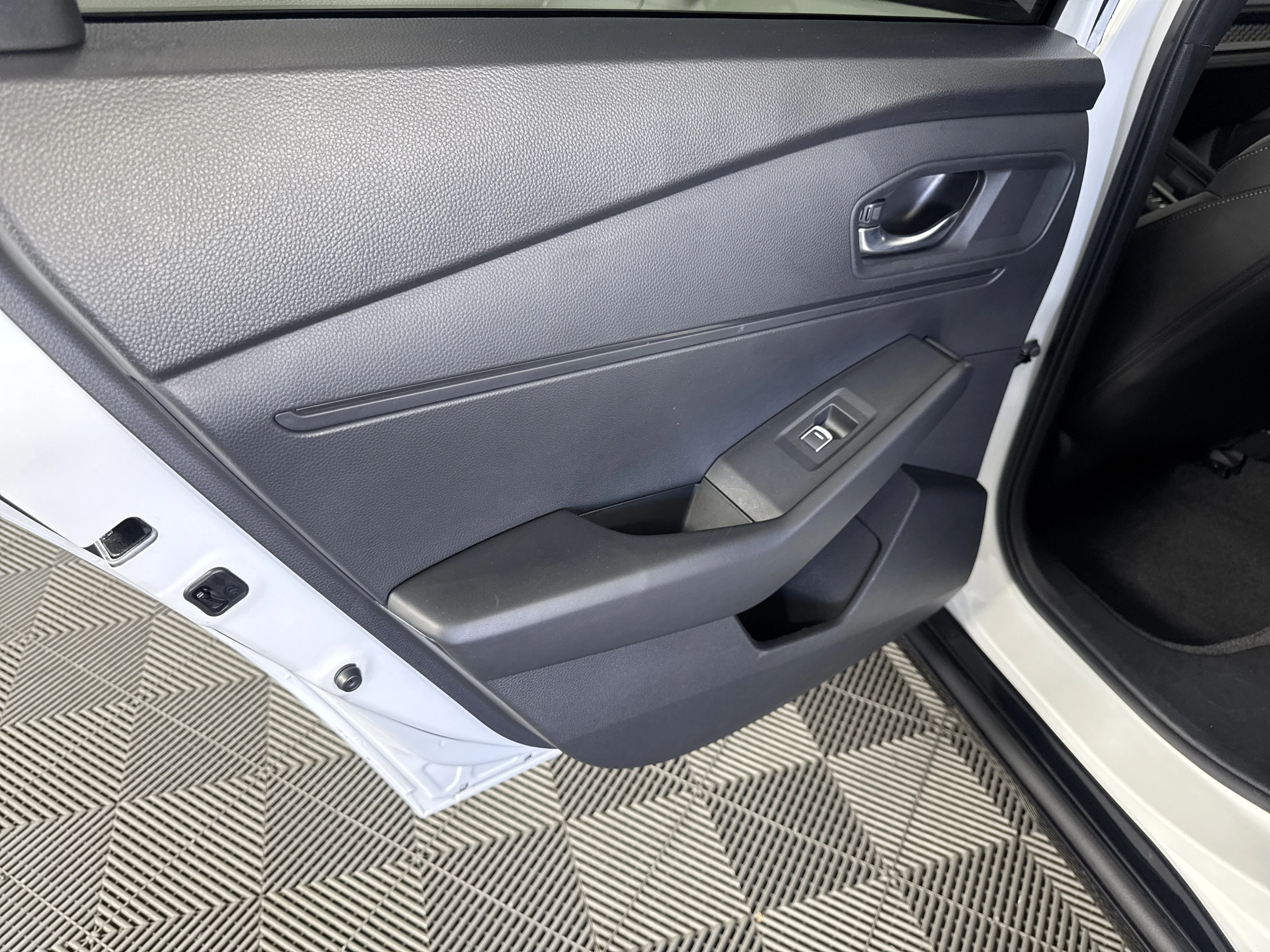 2023 Honda Accord Hybrid Sport-L - Photo 51