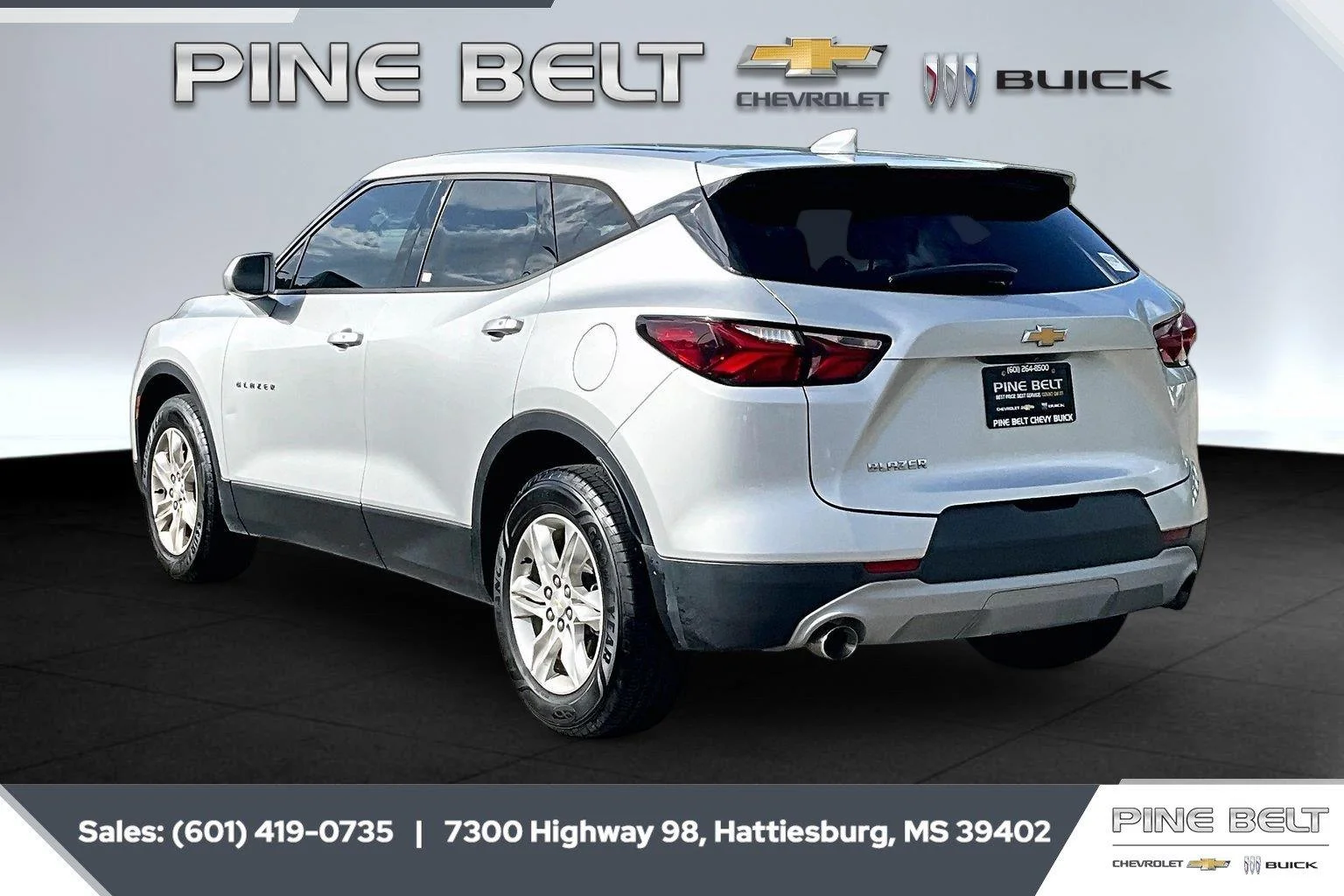Used 2020 SILVER ICE METALLIC Chevrolet LT image 2